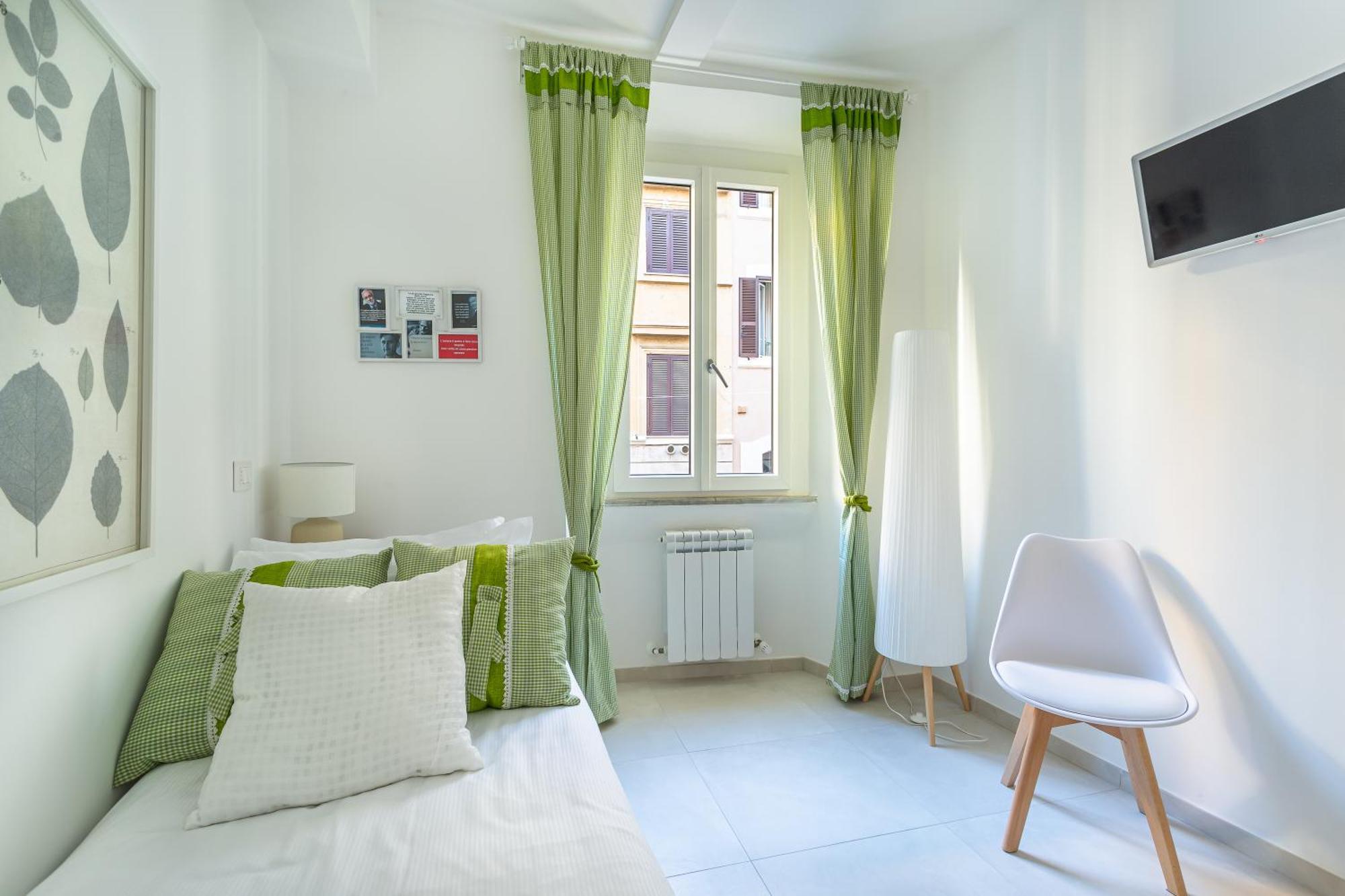 Iflat New Cozy Retreat Near The Colosseum Roma